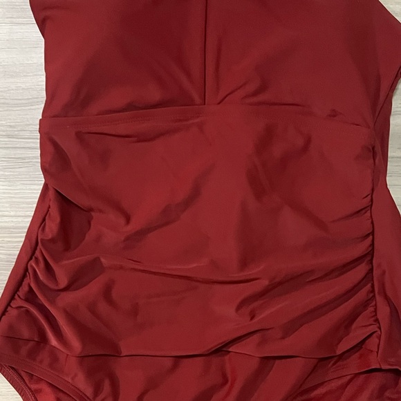 🔵 Ring Crossover Ruched Full Coverage One Piece Swimsuit - Kona Sol™ MED NWT - Picture 10 of 10